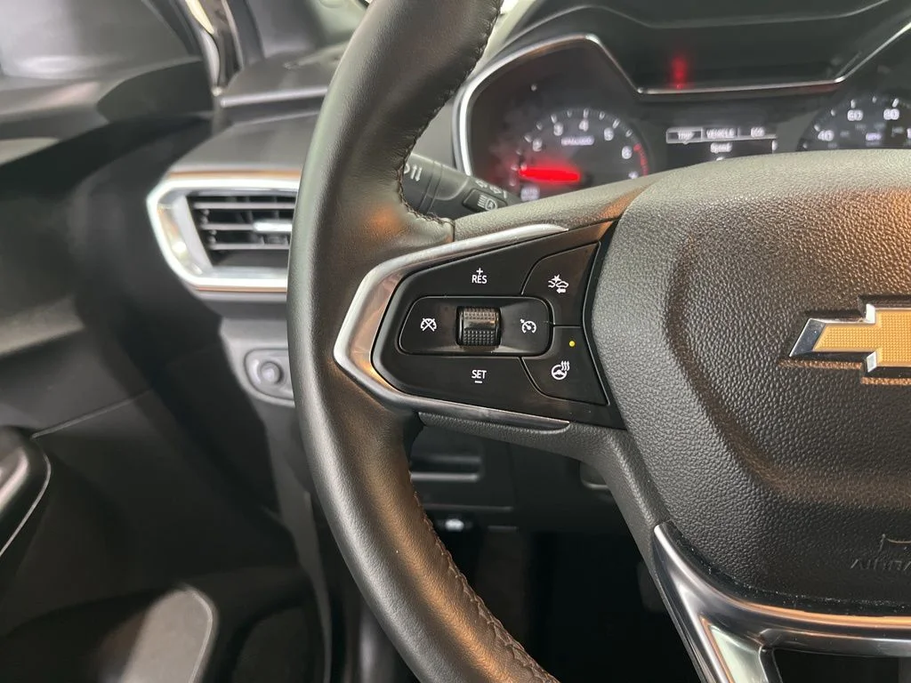 Used 2023 White Chevrolet ACTIV image 6
