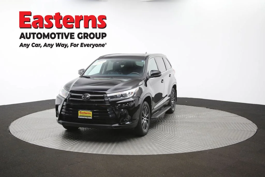 Used 2018 Black Toyota SE image 55