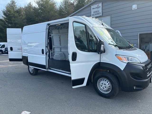 Used 2024 White Ram High Roof image 9