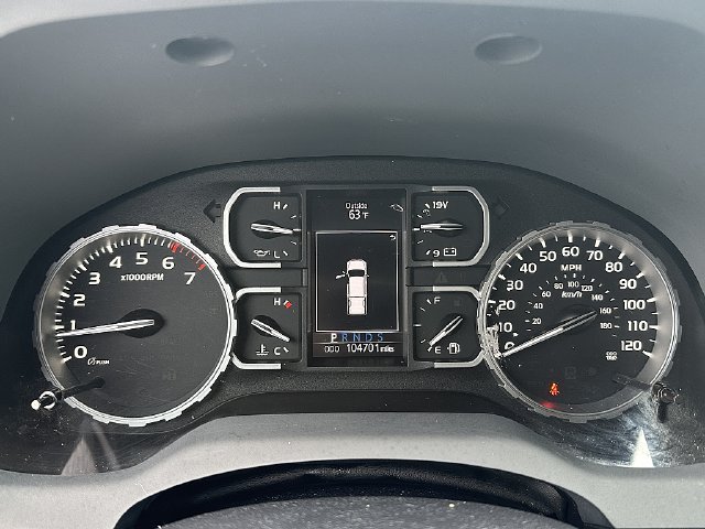 Used 2020  Toyota SR5 image 22