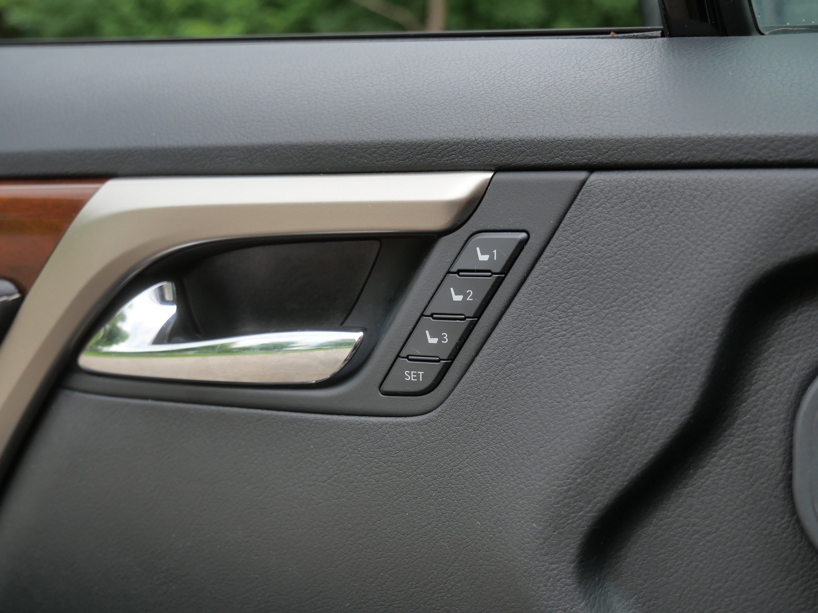 Used 2017 Nebula Gray Pearl Lexus RX 350 image 33