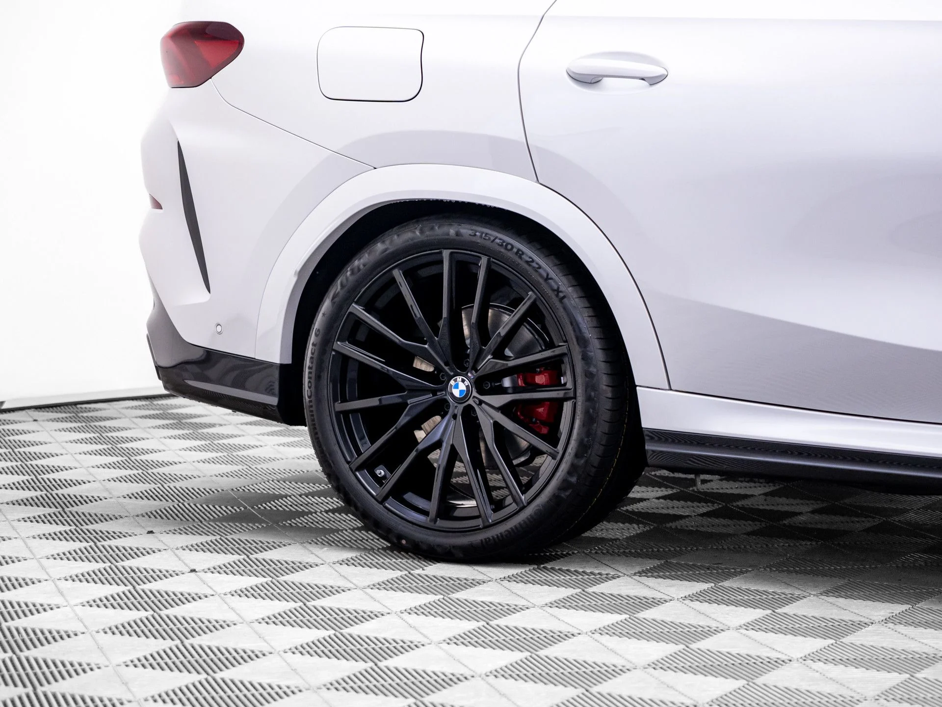 New 2027 White BMW xDrive40i image 36