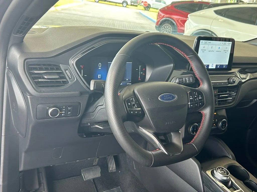 Used 2025 Gray Metallic Ford ST-Line image 32