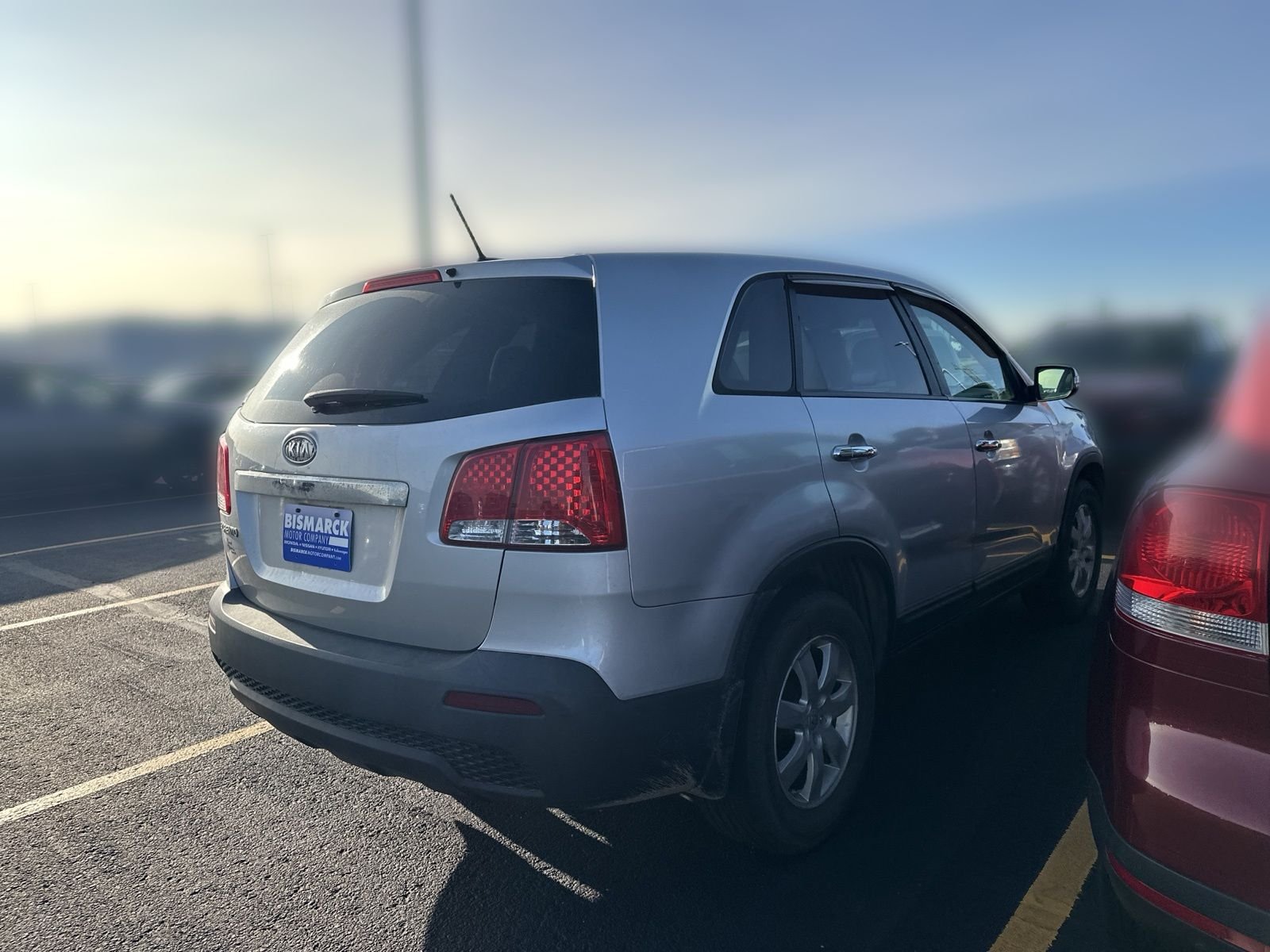 Used 2011 Silver Kia LX image 3