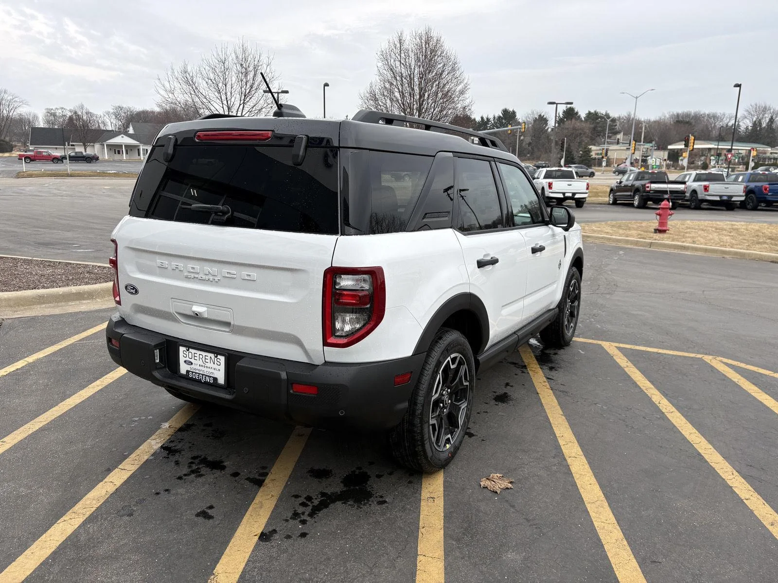 New 2026 Oxford White Ford Outer Banks® image 6