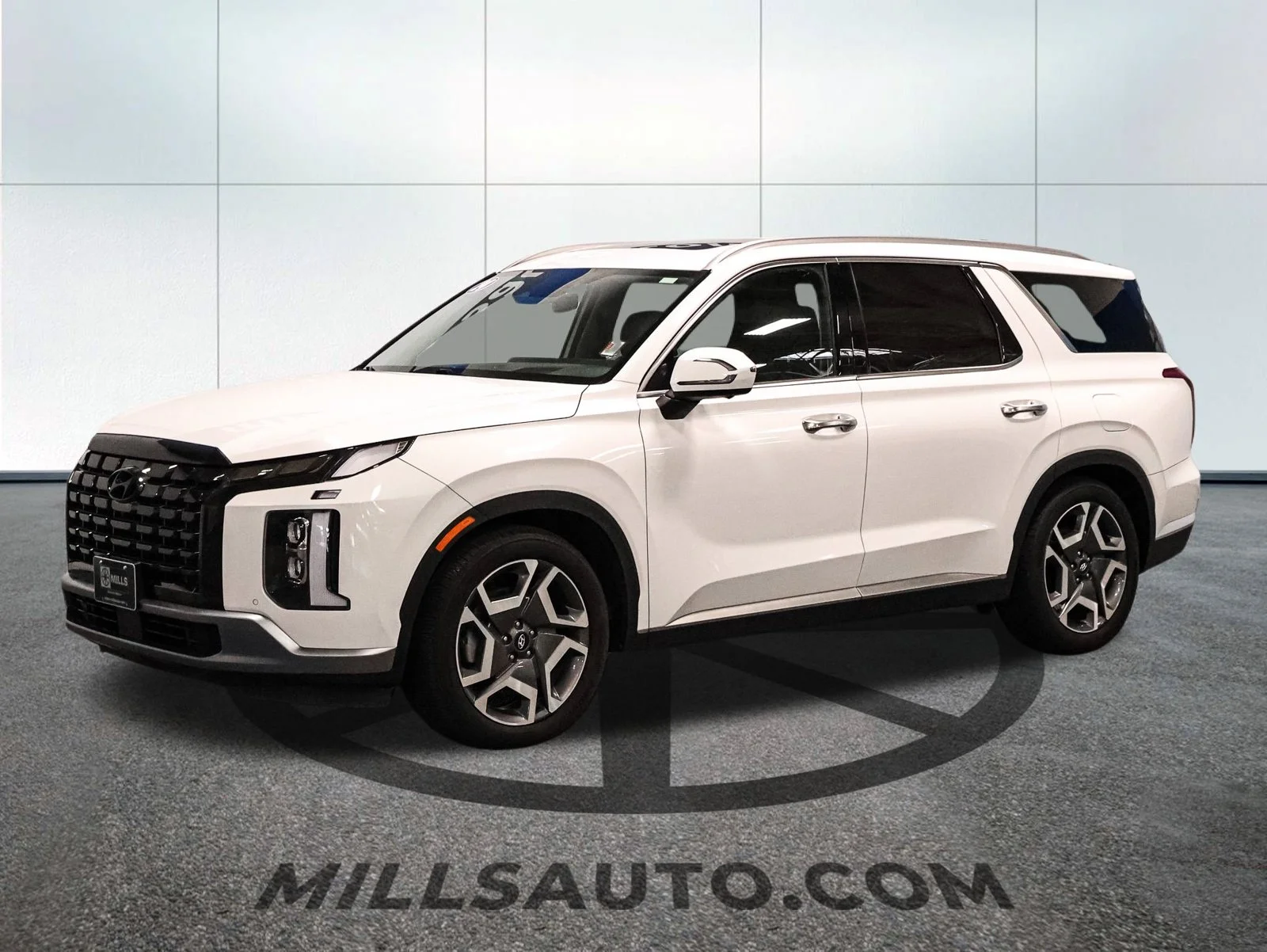 Used 2024 Hyundai Palisade Limited with VIN KM8R5DGE6RU721135 for sale in Baxter, Minnesota