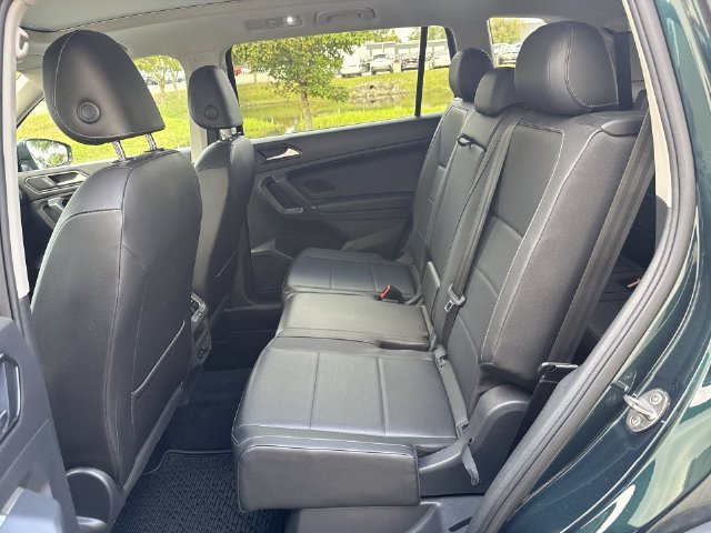 Used 2018 Green Volkswagen 2.0T SE image 14