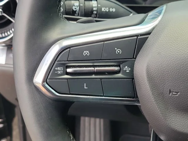 2025 Chevrolet Equinox LT - Photo 24