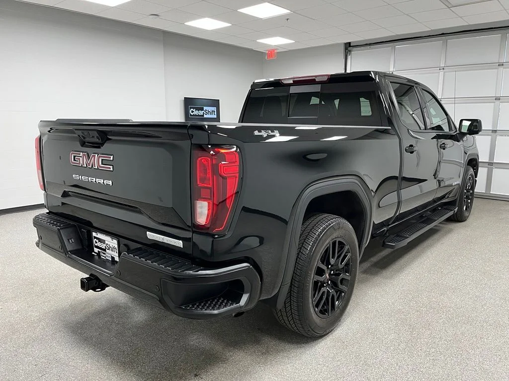 Used 2024 Black GMC Elevation image 10