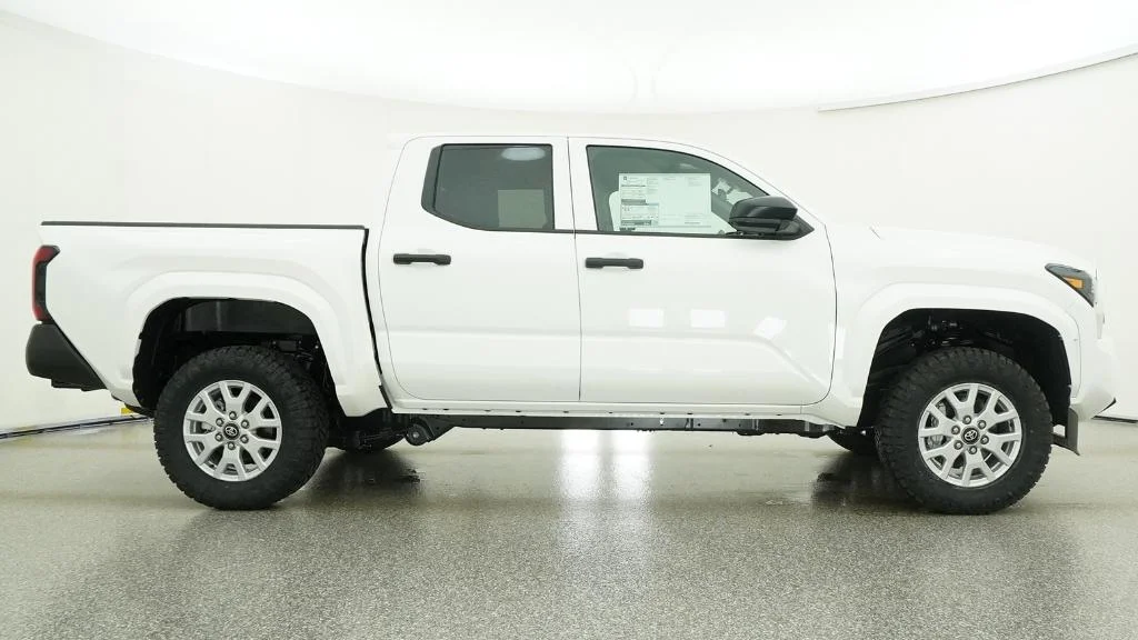 New 2026 Ice Cap Toyota SR image 18