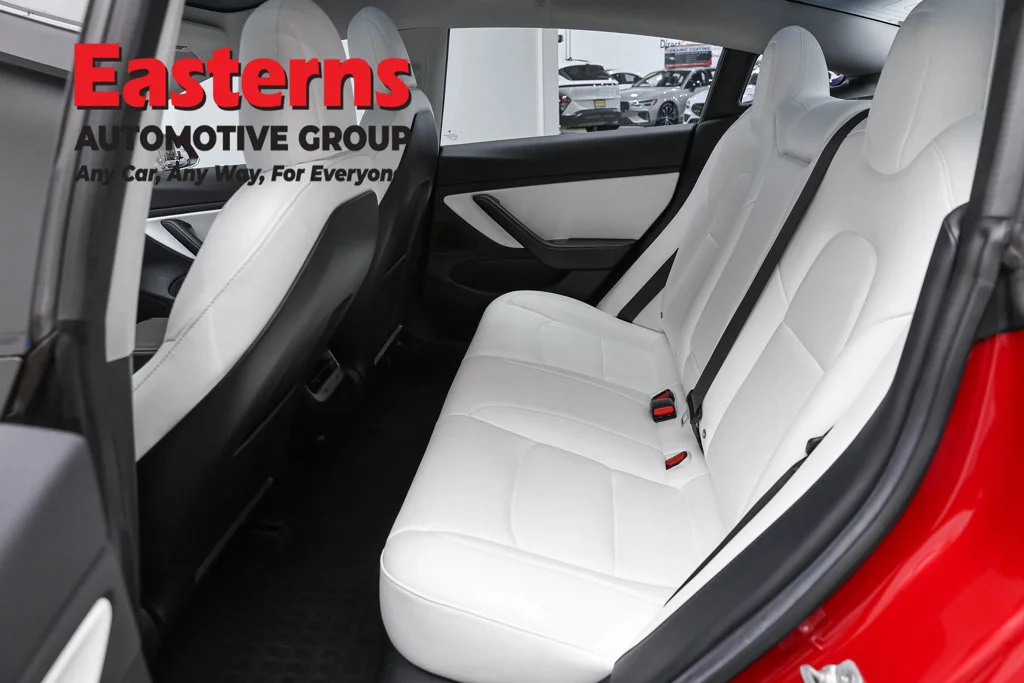 Used 2018 Red Tesla Long Range image 18
