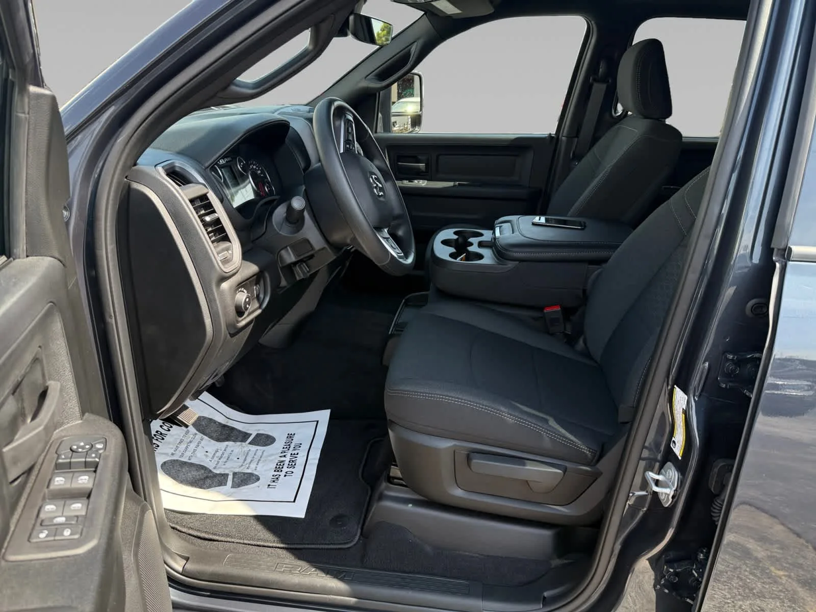 2026 RAM 2500 Tradesman - Photo 9