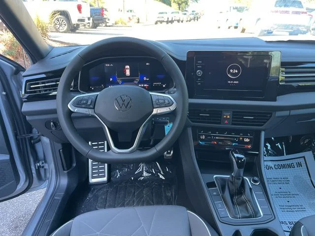 2026 Volkswagen Jetta Sport - Photo 17