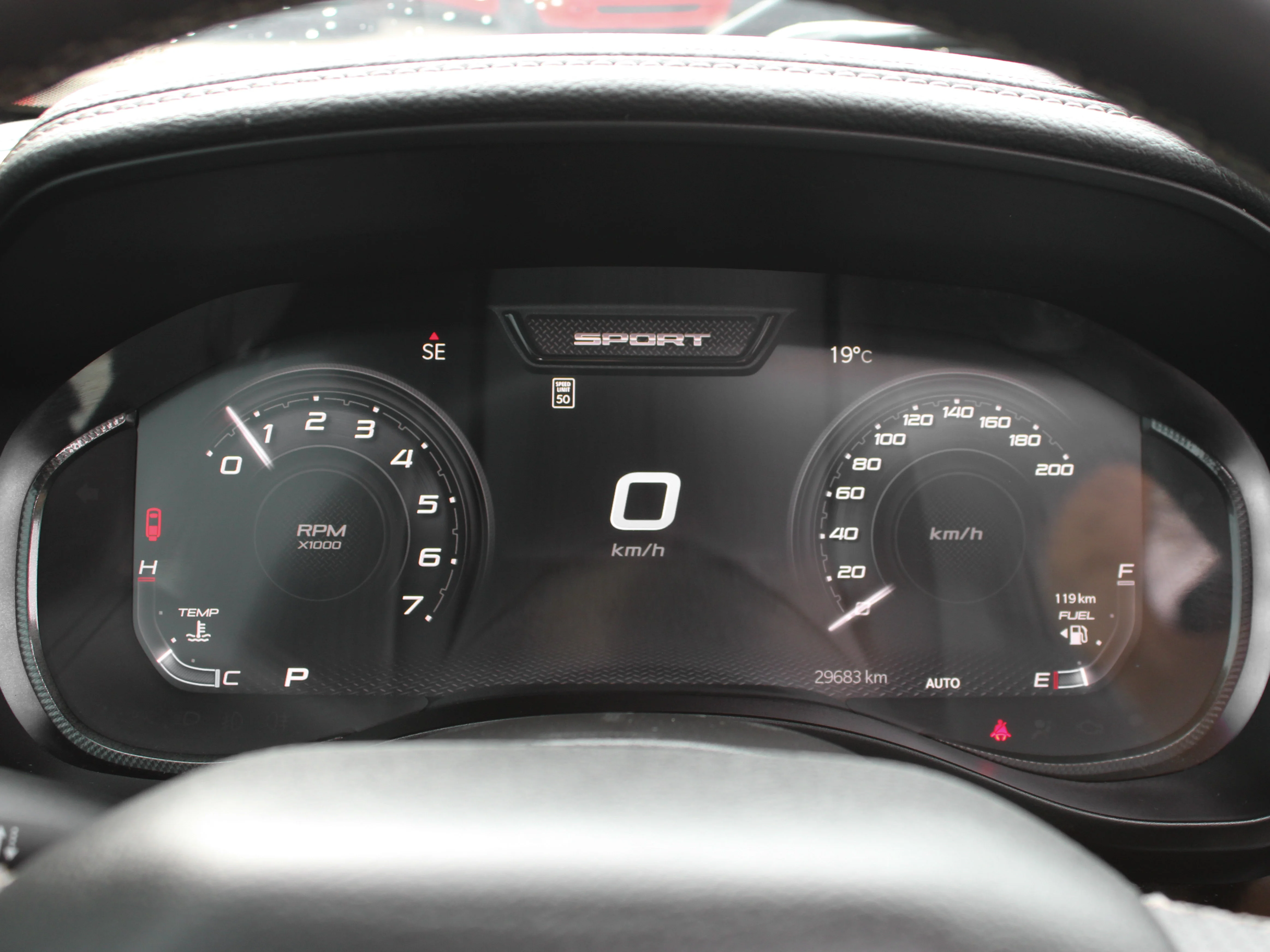 Used 2025 White RAM Sport* | Heated/Ventilated Front Seats | Heated Rear Seats | Panoramic Sunroof | image 6