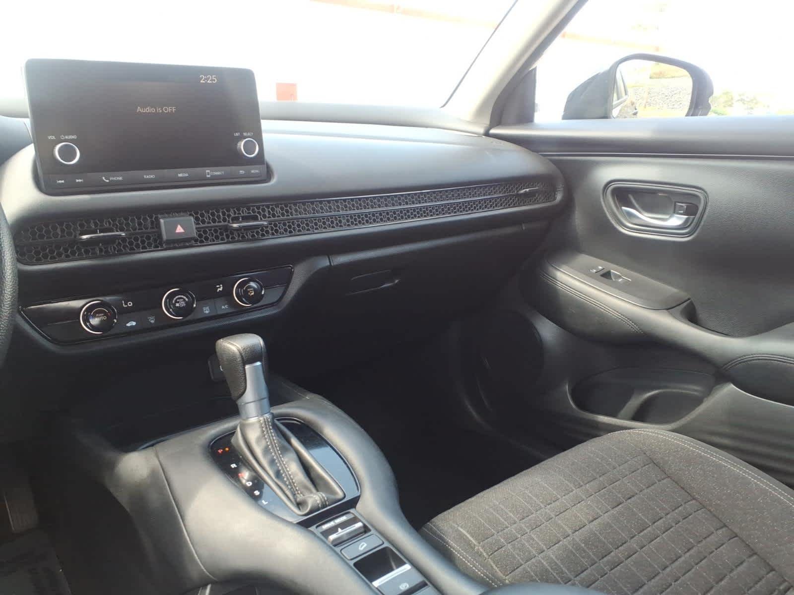2023 Honda HR-V LX - Photo 15