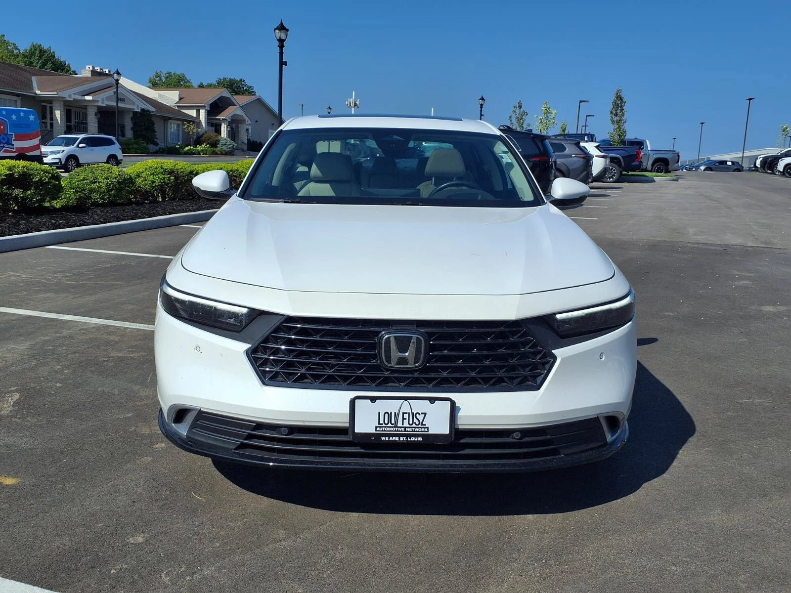 Used 2023 Platinum White Pearl Honda Touring image 31