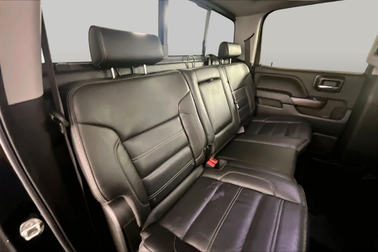Used 2018 Onyx Black GMC Denali image 19