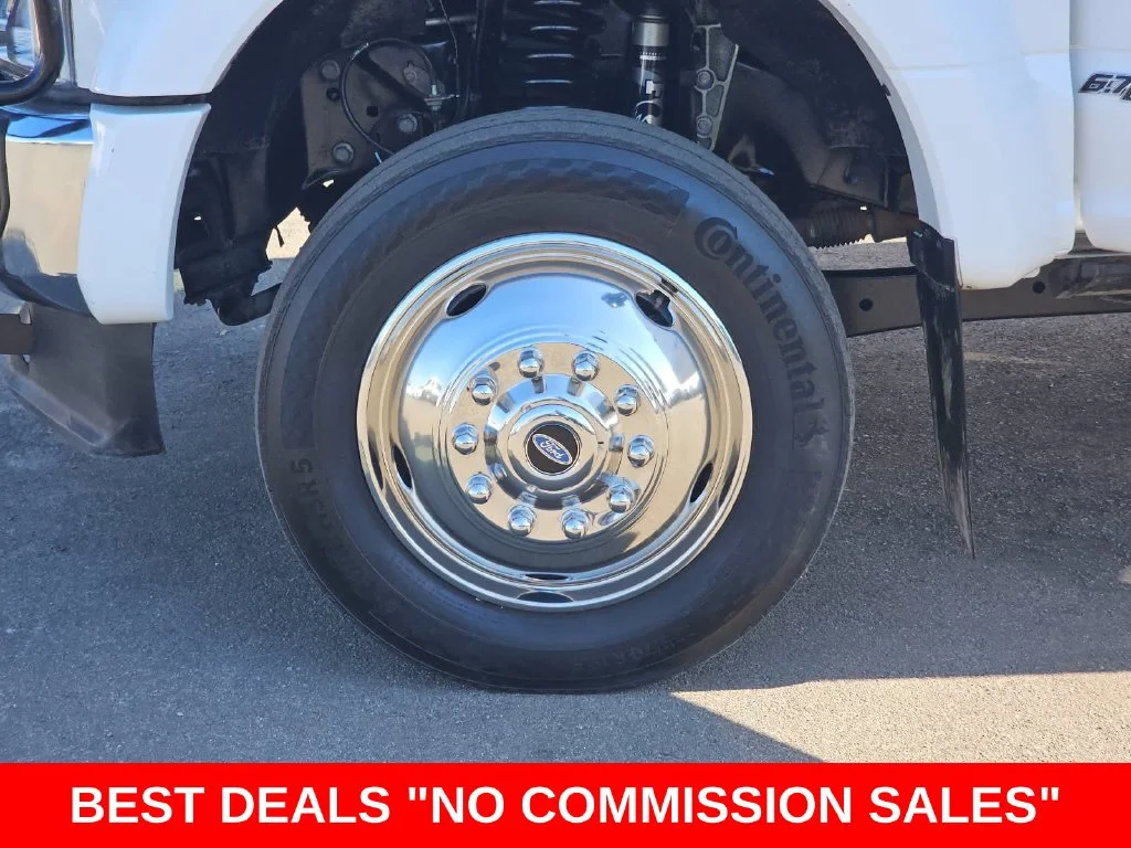 Used 2022 Oxford White Ford XLT image 35