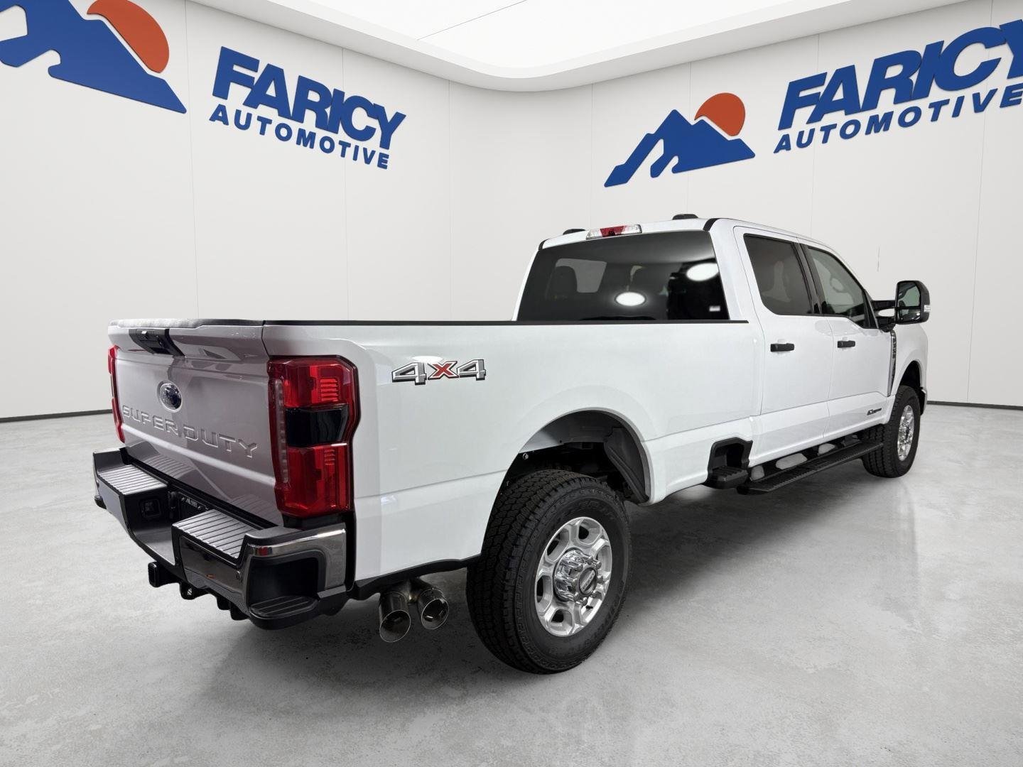 New 2026 Oxford White Ford F-350® XLT image 48