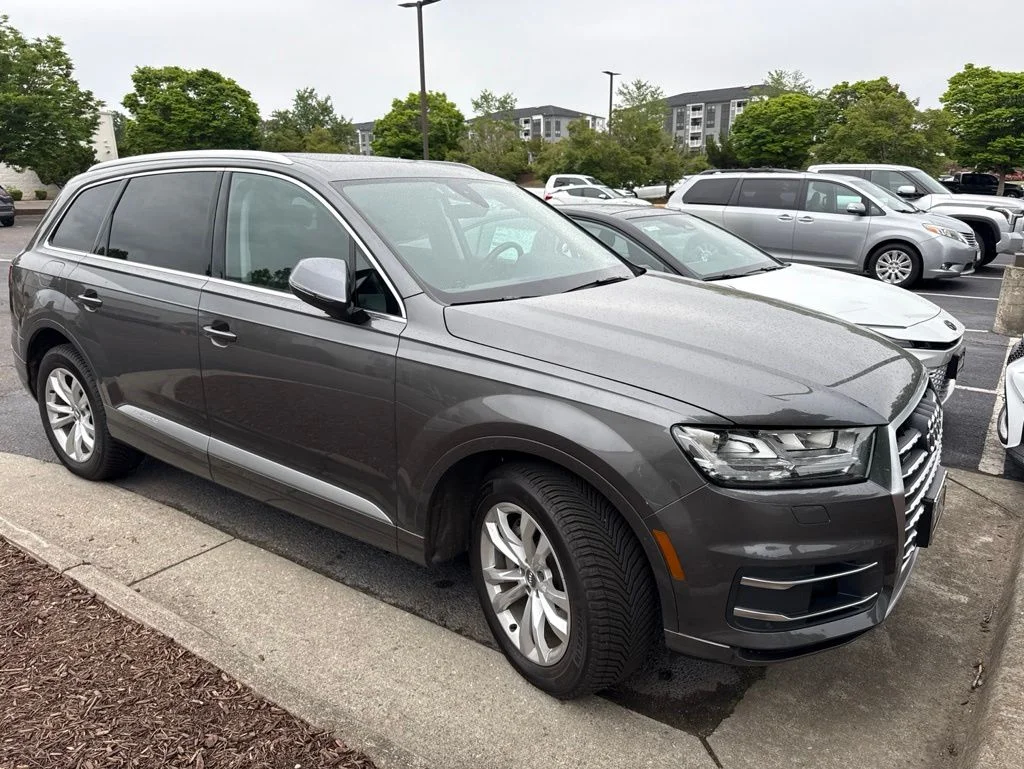2019 Audi Q7 55 Premium Plus quattro Tiptronic's photo