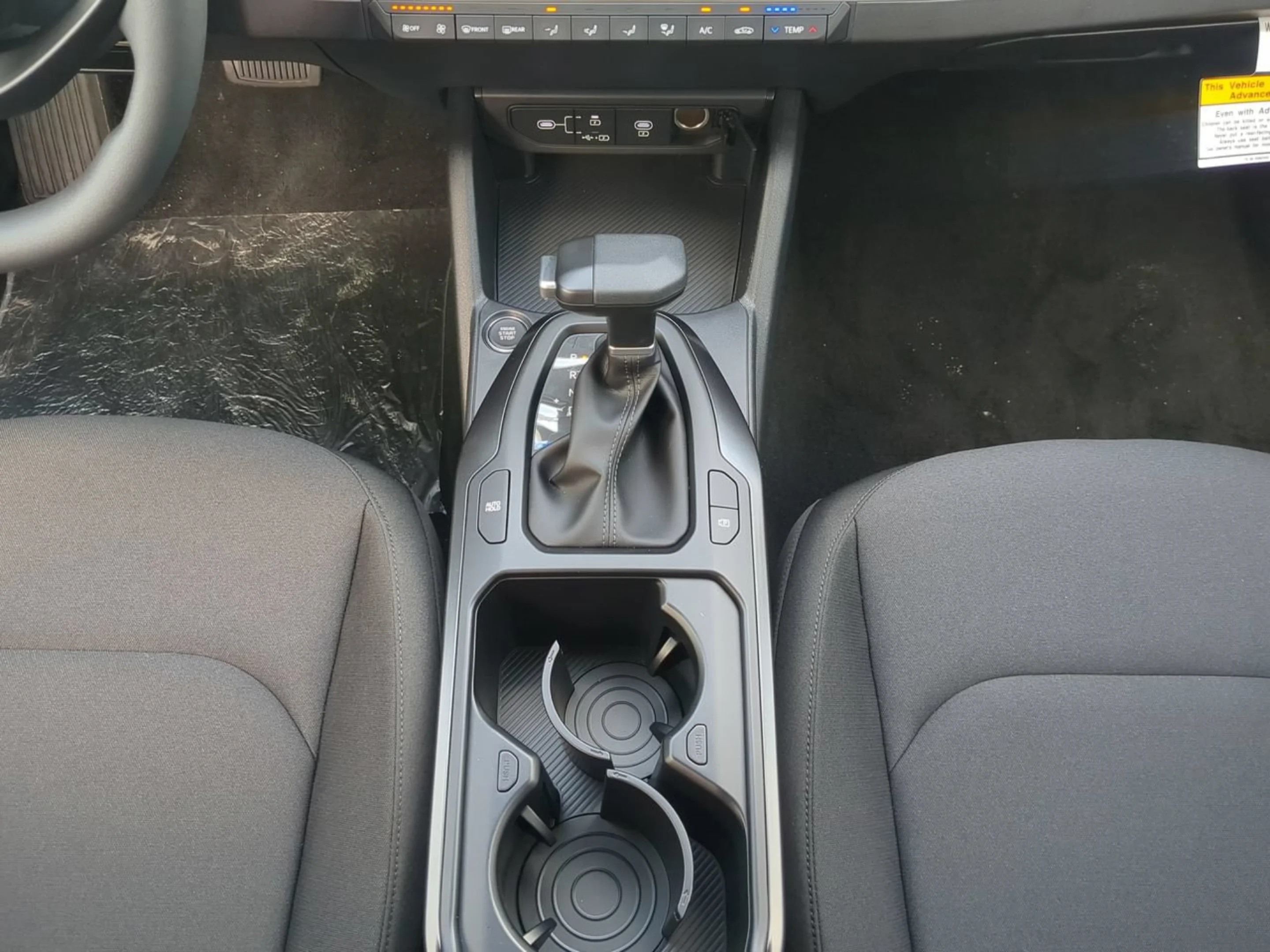 New 2026 Snow White Pearl Kia LXS image 13