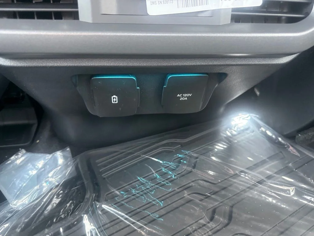 New 2026 Antimatter Blue Metallic Ford XLT image 40