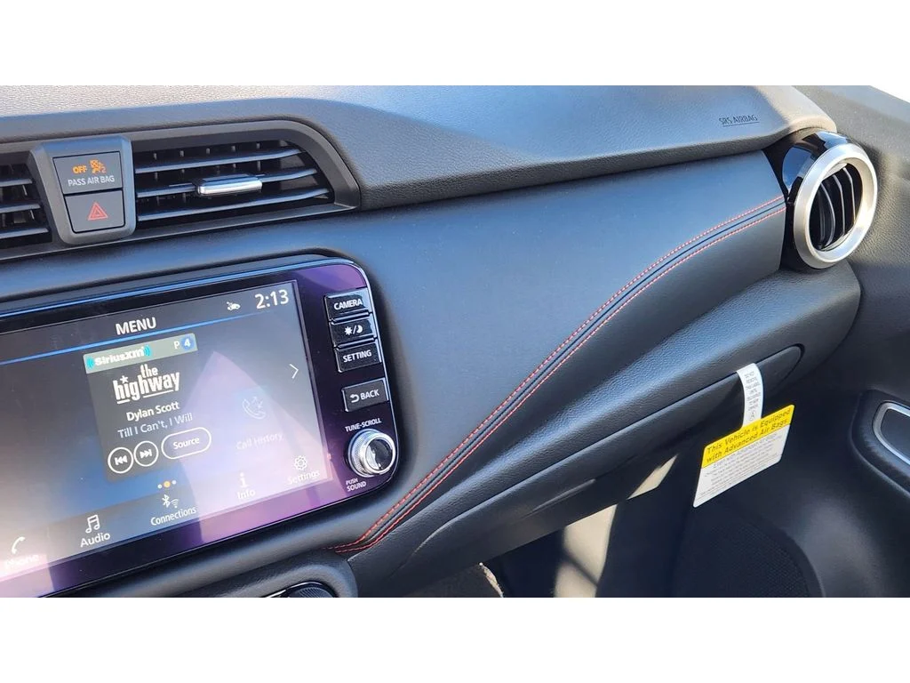 2025 Nissan Versa Sedan SR - Photo 20
