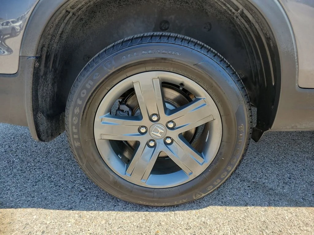 Used 2023 Gray Honda RTL image 5