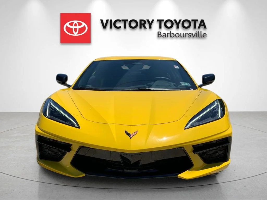 Used 2025 Yellow Chevrolet Stingray image 8