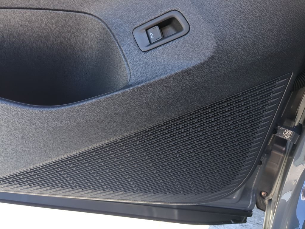 New 2026 Gray Volkswagen 2.0T SE w/Technology image 19
