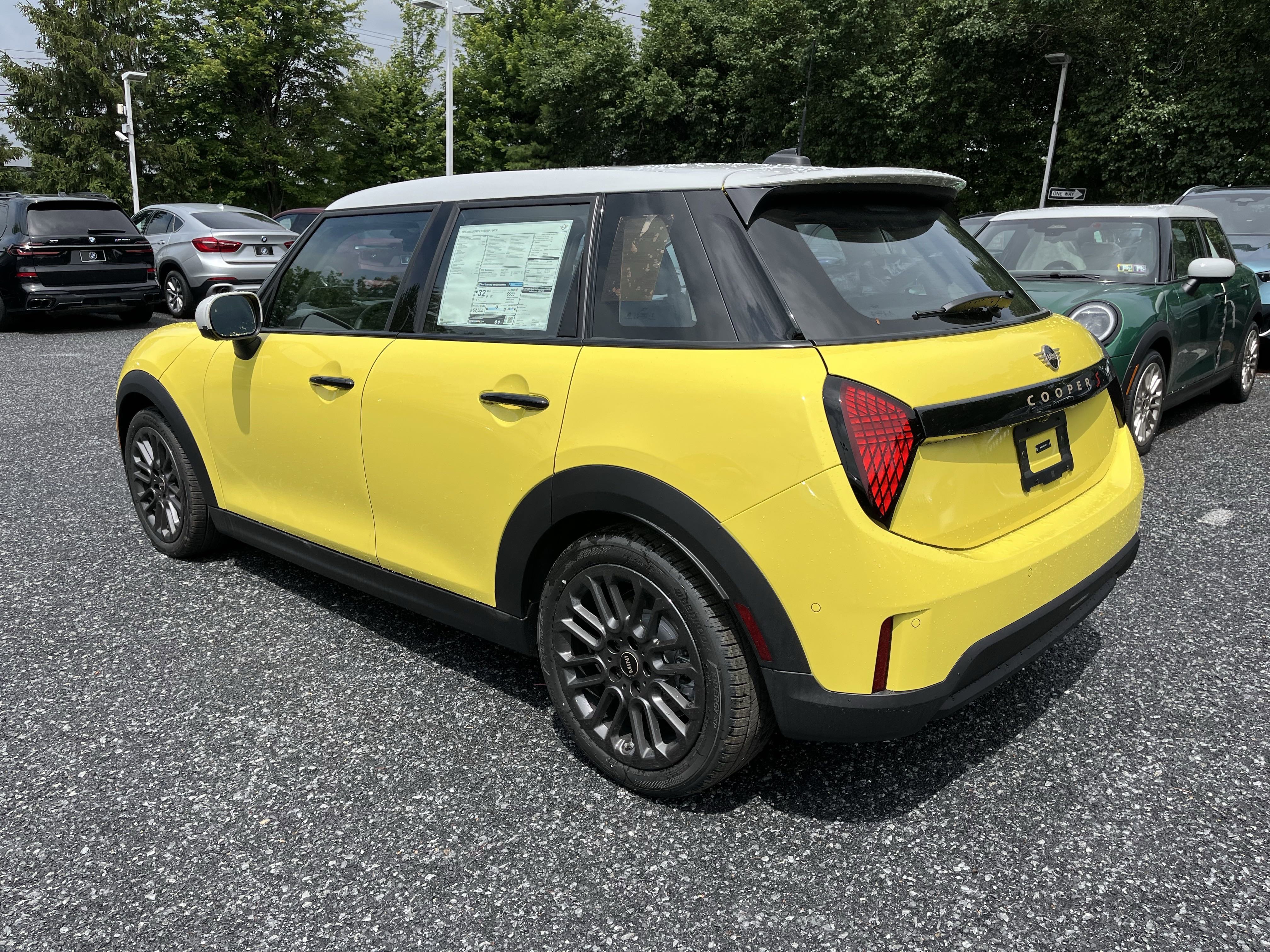 2025 MINI Hardtop 4 Door S - Photo 7