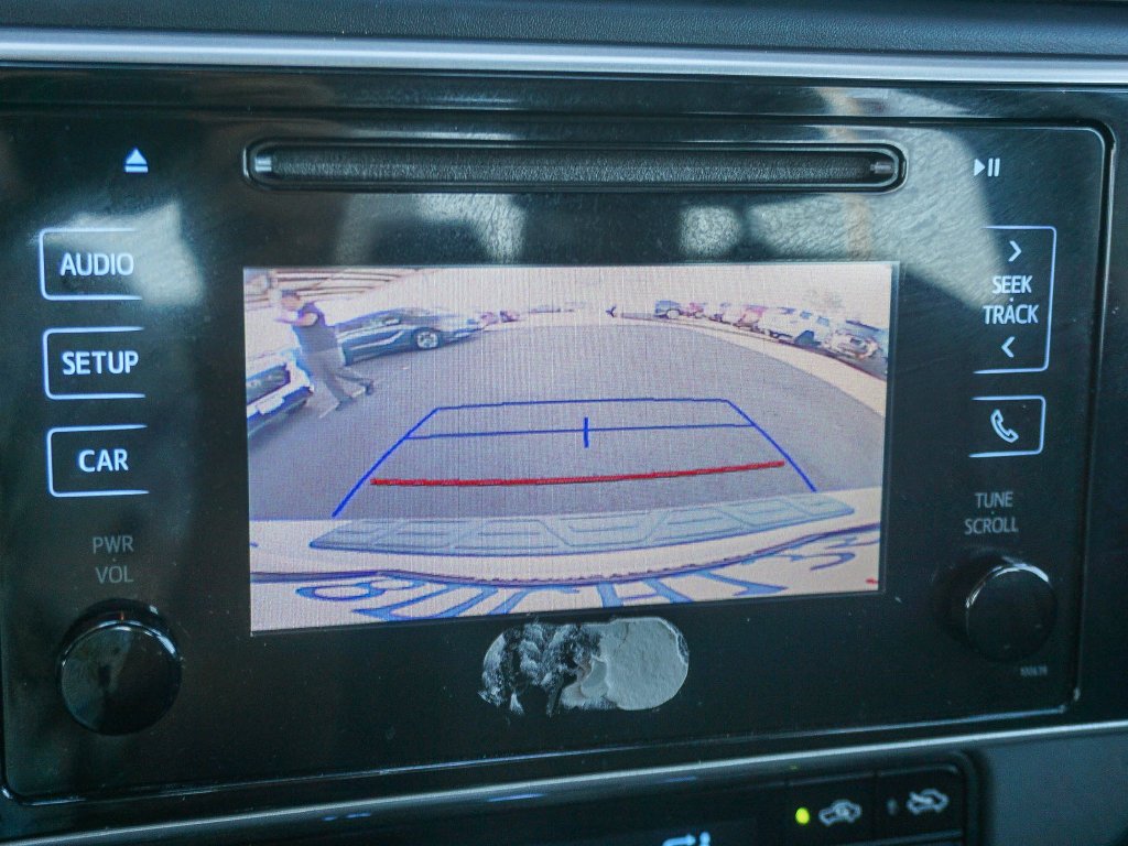 Used 2018 Silver Toyota LE image 24