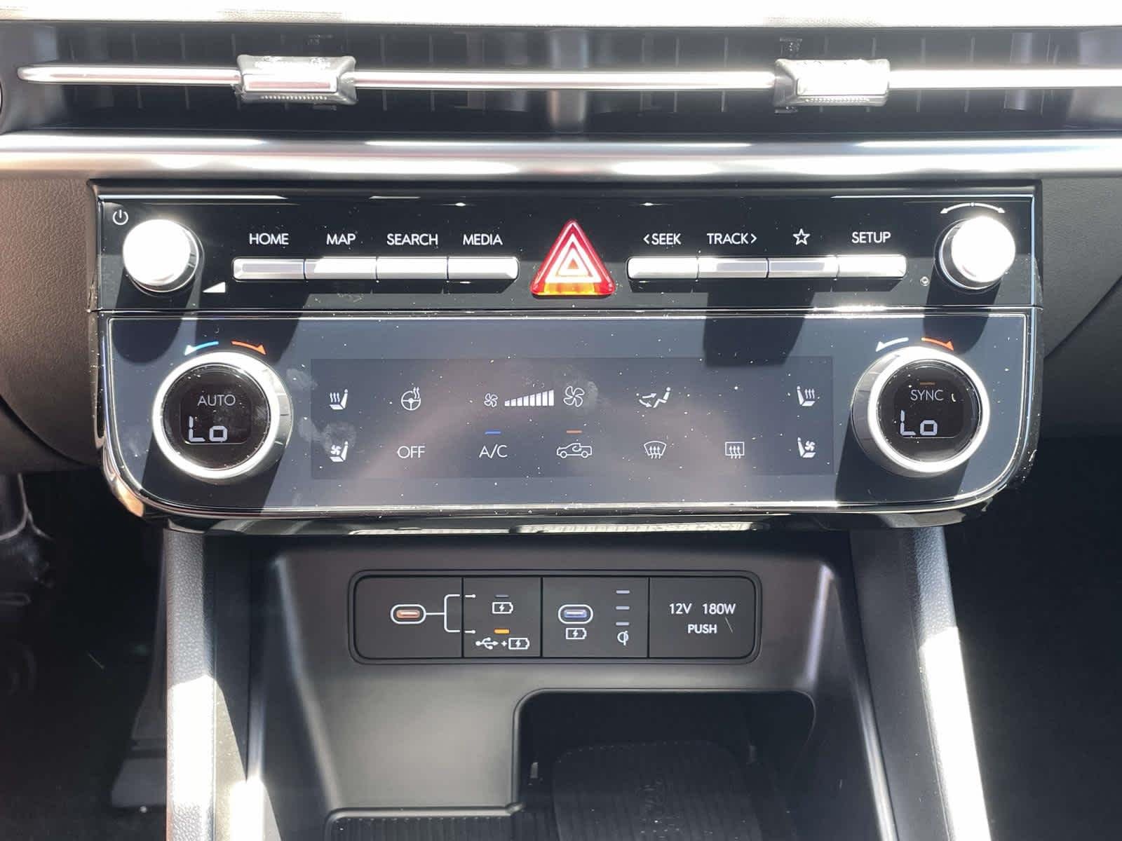 New 2026 Atlas White Hyundai Limited image 26