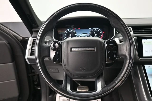Used 2022 Black Land Rover HSE Silver Edition image 22