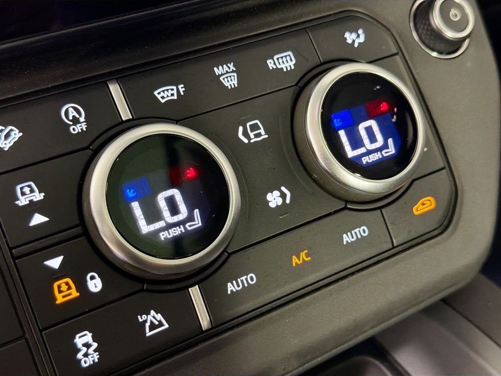 Used 2026 Blue Land Rover S image 16