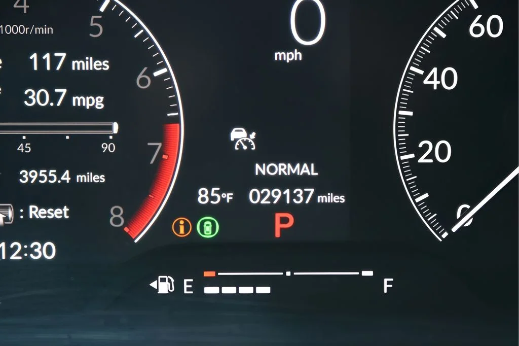 Used 2025 Gray Honda Sport image 24