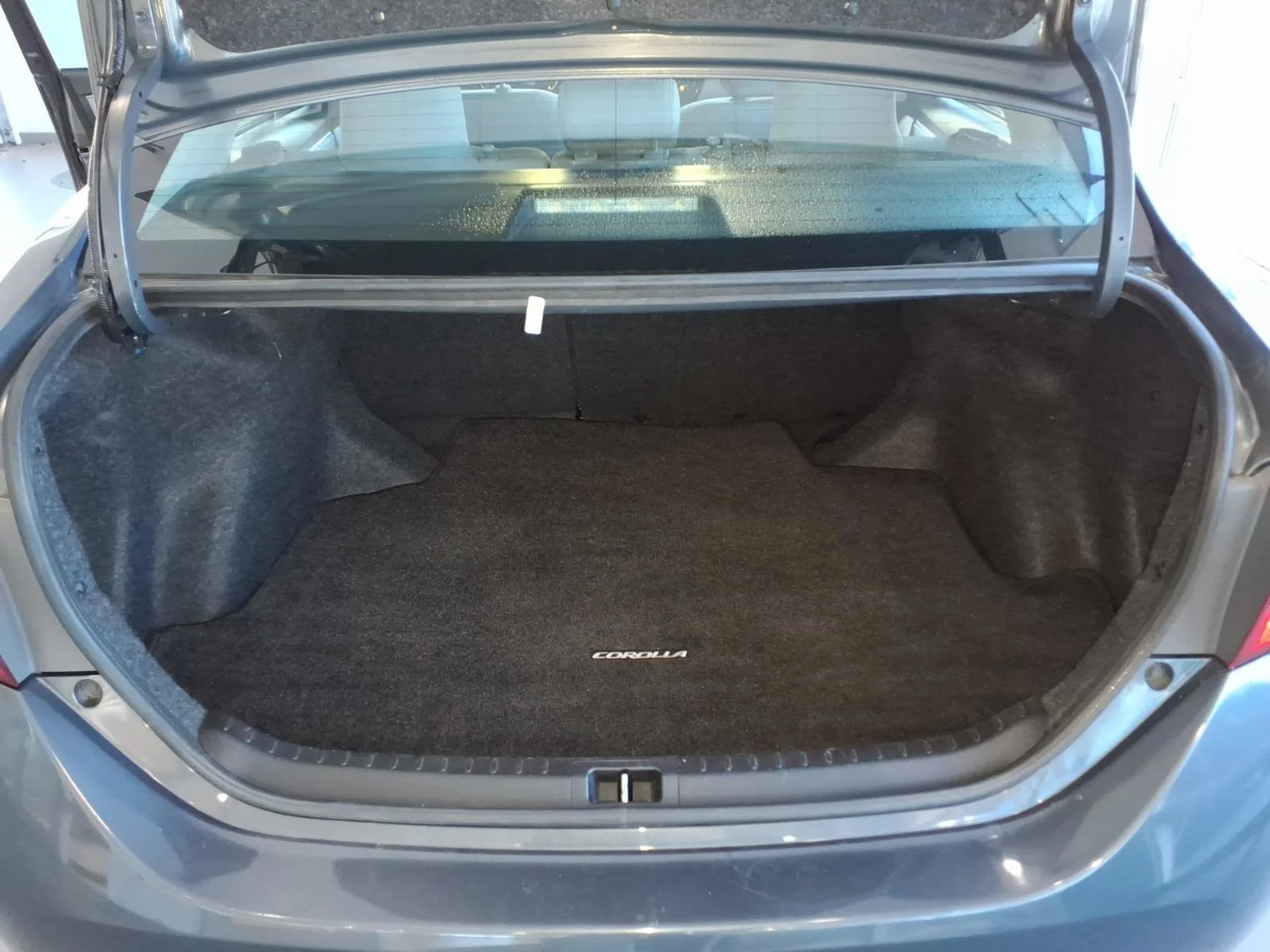 2014 Toyota Corolla LE Eco - Photo 18