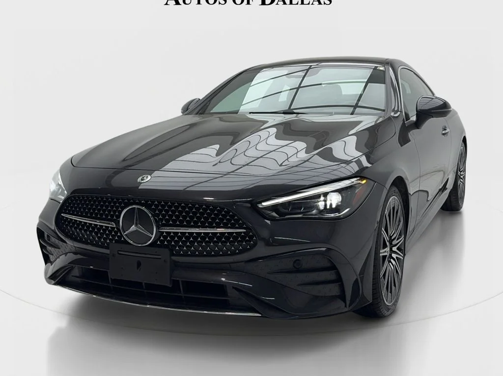 Used 2025 Gray Mercedes-Benz CLE 300 image 4