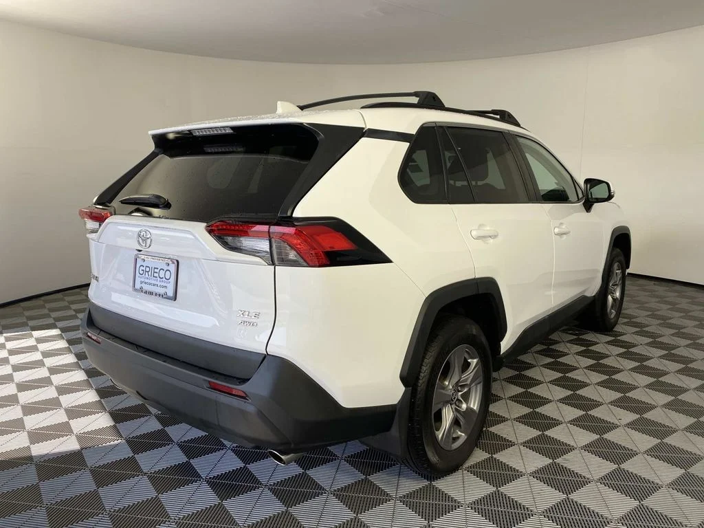 Used 2023 White Toyota XLE image 9