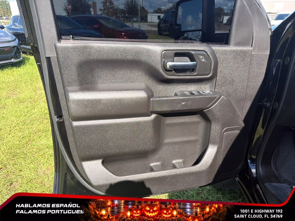 Used 2024 Black Chevrolet Custom image 12