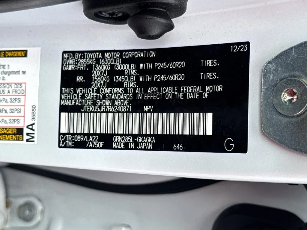 Used 2024 Off-white Toyota Limited image 48
