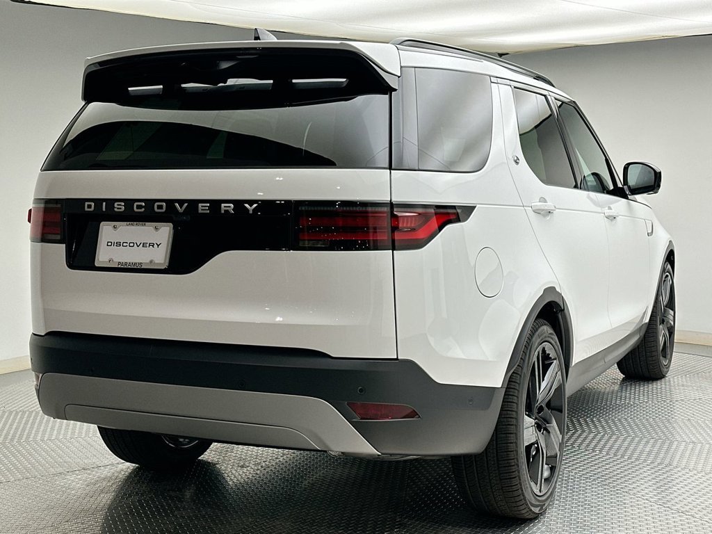 New 2027 Fuji White Land Rover S image 3