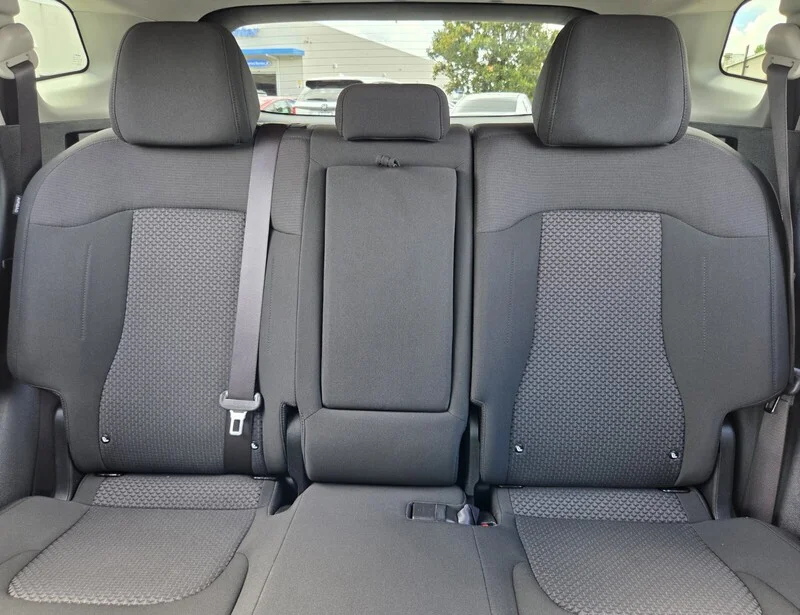 Used 2025 Snow White Pearl KIA LX image 11