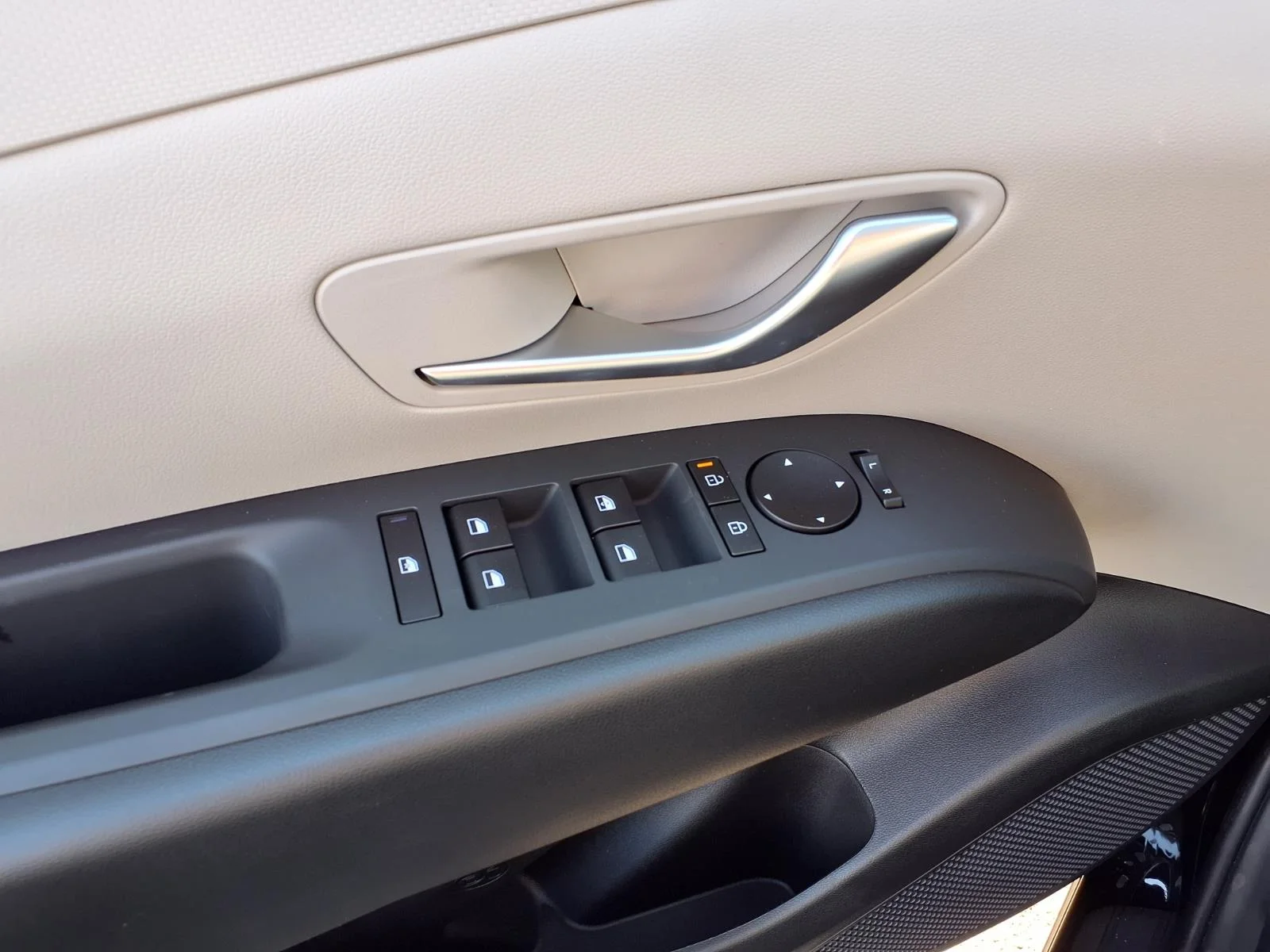 New 2026 Phantom Black Pearl Hyundai SE image 11
