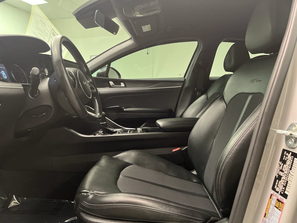 2023 Kia K5 GT-Line - Photo 11