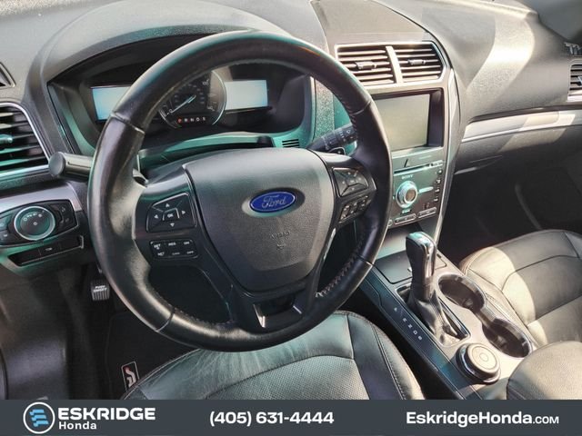 Used 2016 Gray Ford Sport image 5