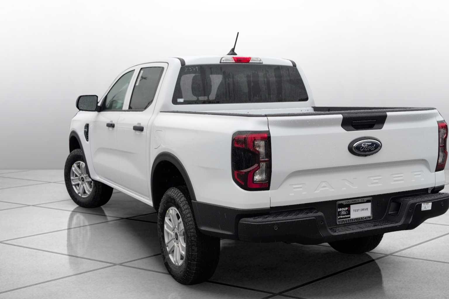 New 2026 Oxford White Ford XL image 13