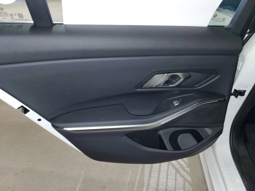 New 2026 Alpine White BMW 330i image 9