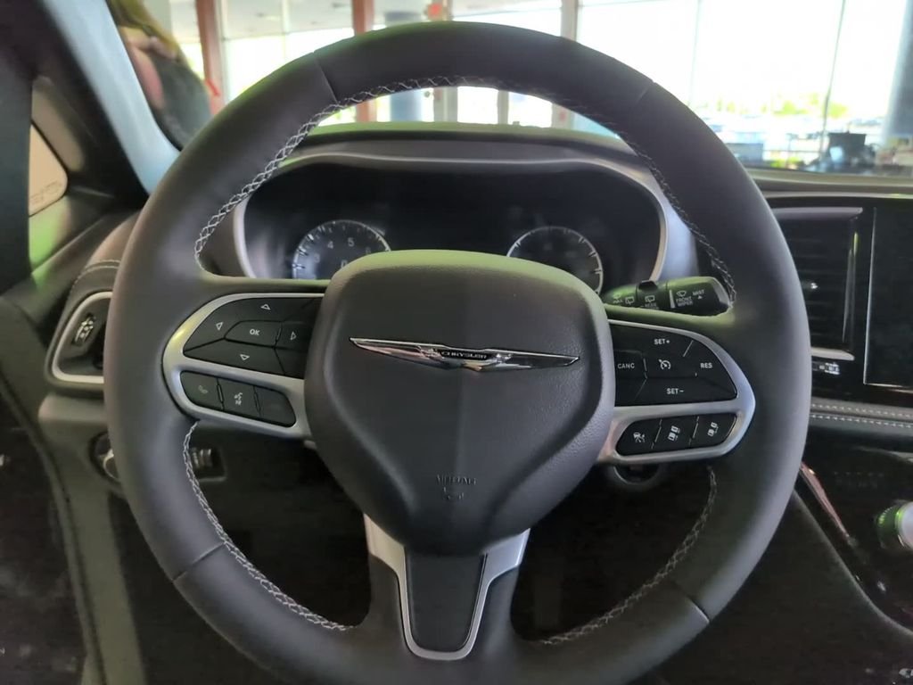 Used 2025 Black Chrysler Mobliity- Braunability - XI image 22