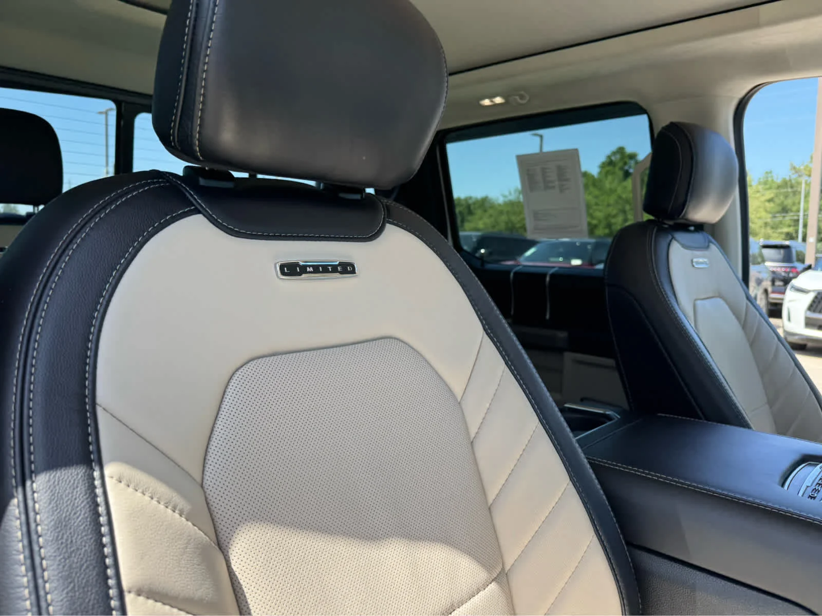Used 2021 Star White Metallic Tri-Coat Ford Limited image 13